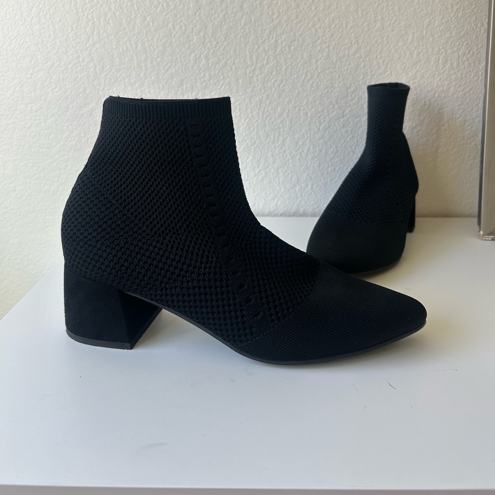 Eileen Fisher Honey Knit Booties Black Pointy Toe Pull On Block Heel Size 11